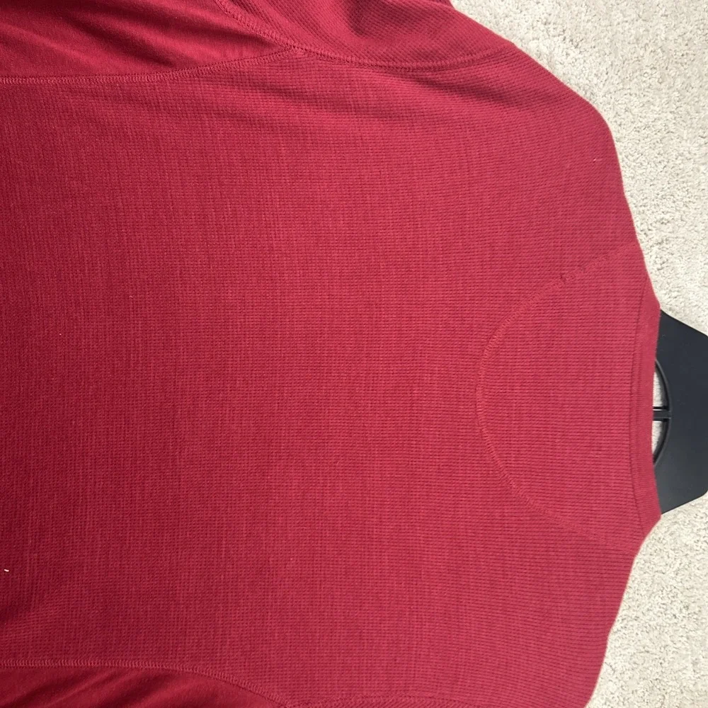 Levi's Strauss T-Shirt Men‎ L Tibetan Red Graphic Thermal Crew Long Sleeve